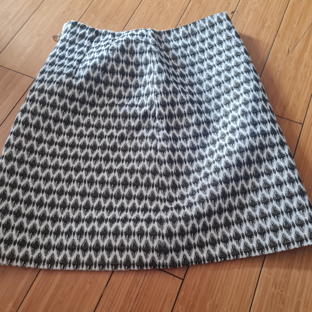 LOFT Monochrome Geometric Mini Skirt